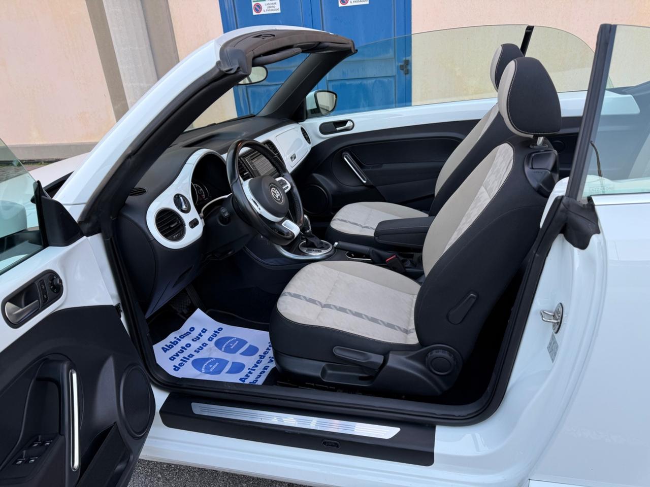 Volkswagen Maggiolino Cabrio 2.0 TDI DSG Design BlueMotion Technology