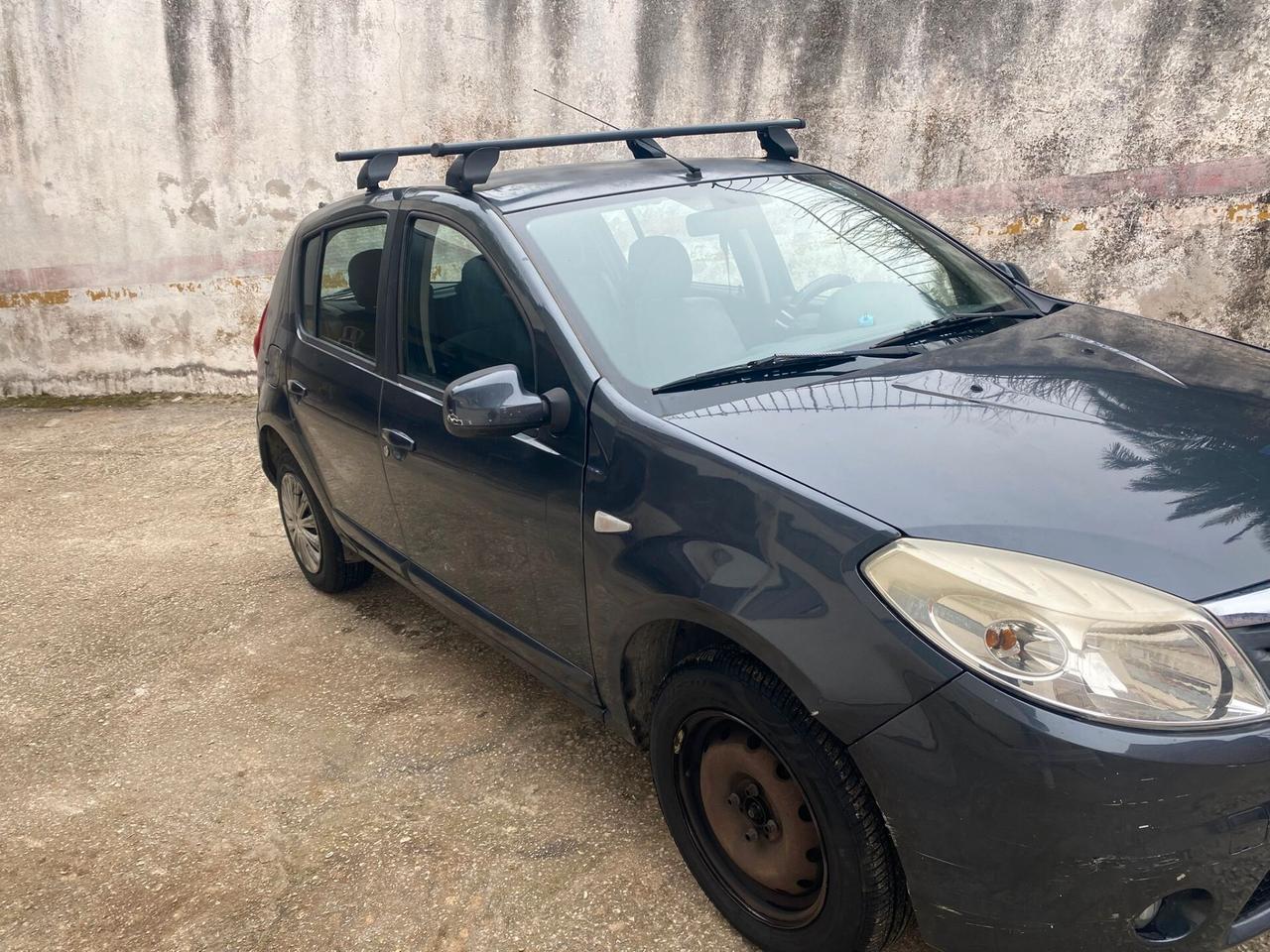 Dacia Sandero 1.4cc gpl (PRIVATO)-2009