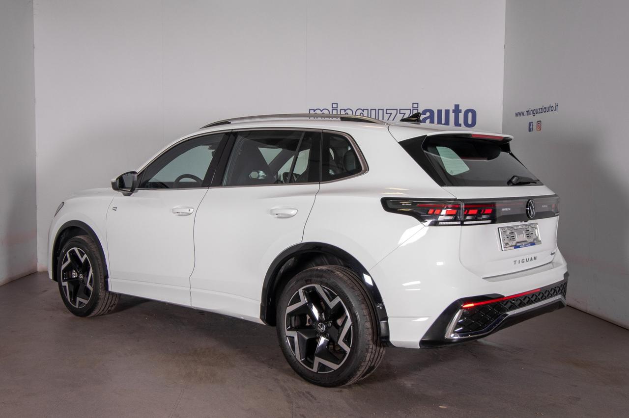 Volkswagen Tiguan 2.0 Tdi R-line 4motion Dsg 193cv Gancio Traino