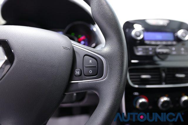 RENAULT Clio TCE 12V 75 CV 5 PORTE GENERATION NEOPATENTATI