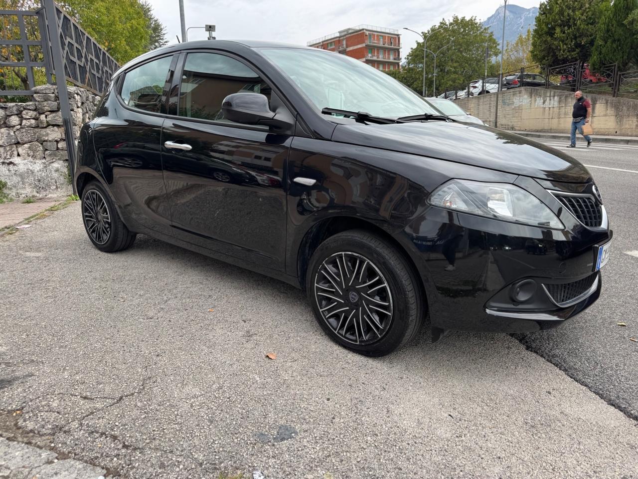 LANCIA YPSILON 1.0 FireFly HYBRID 70CV - DICEMBRE 2022 - 70.000KM - COME NUOVA