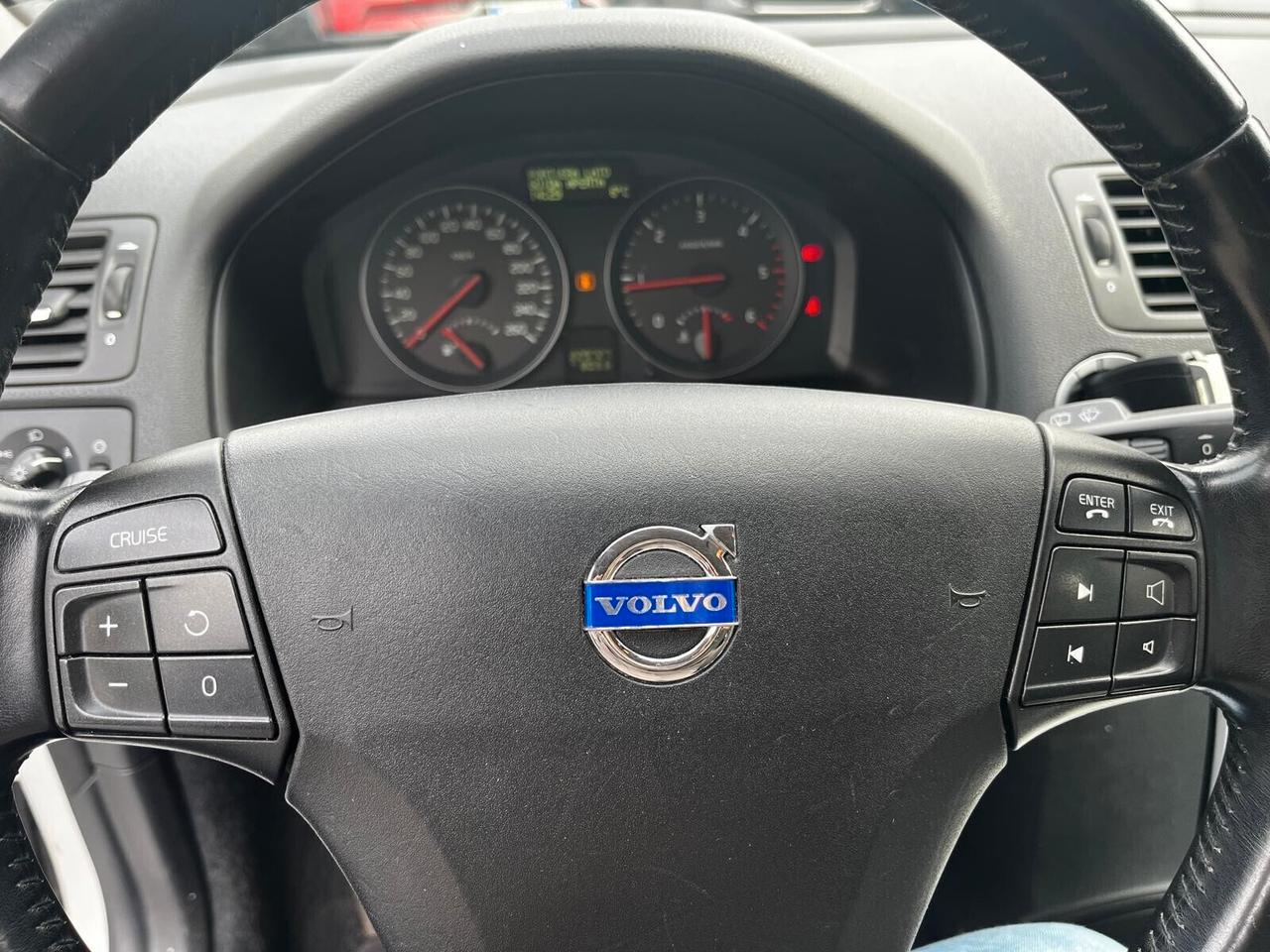 Volvo V60 D2 1.6 R-design - 2012