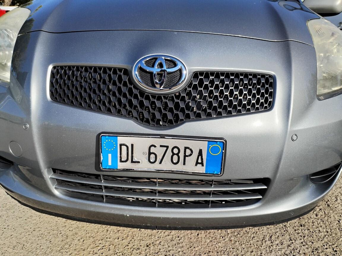 Toyota Yaris 1.0 5 porte 10/2007 km 140000 tagliando pre-consegna
