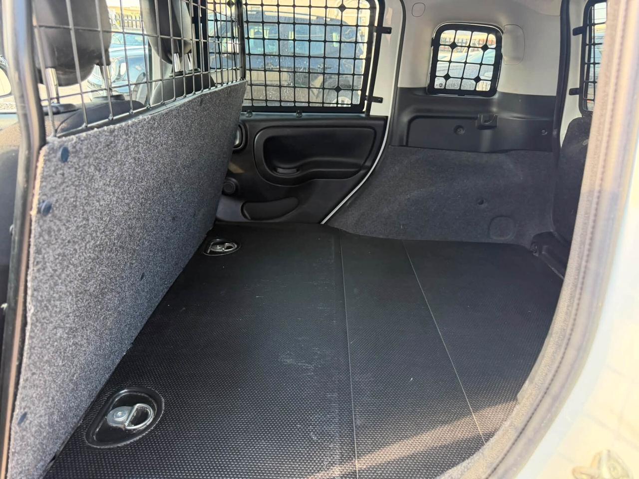 Fiat Panda 1.0 GSE S&S Hybrid Pop Van 2 posti