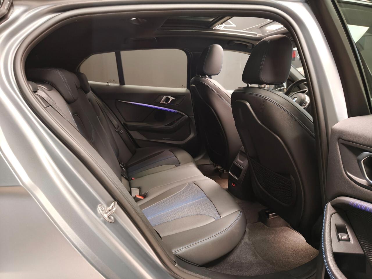 Bmw 118 118d 5p. Msport