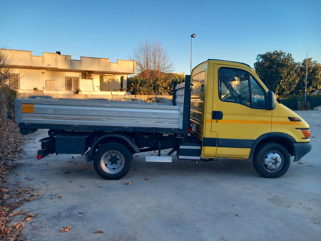 Iveco Daily 50 c 13 2.8 diesel cassone 3 metri scarrabile e ribaltabbile