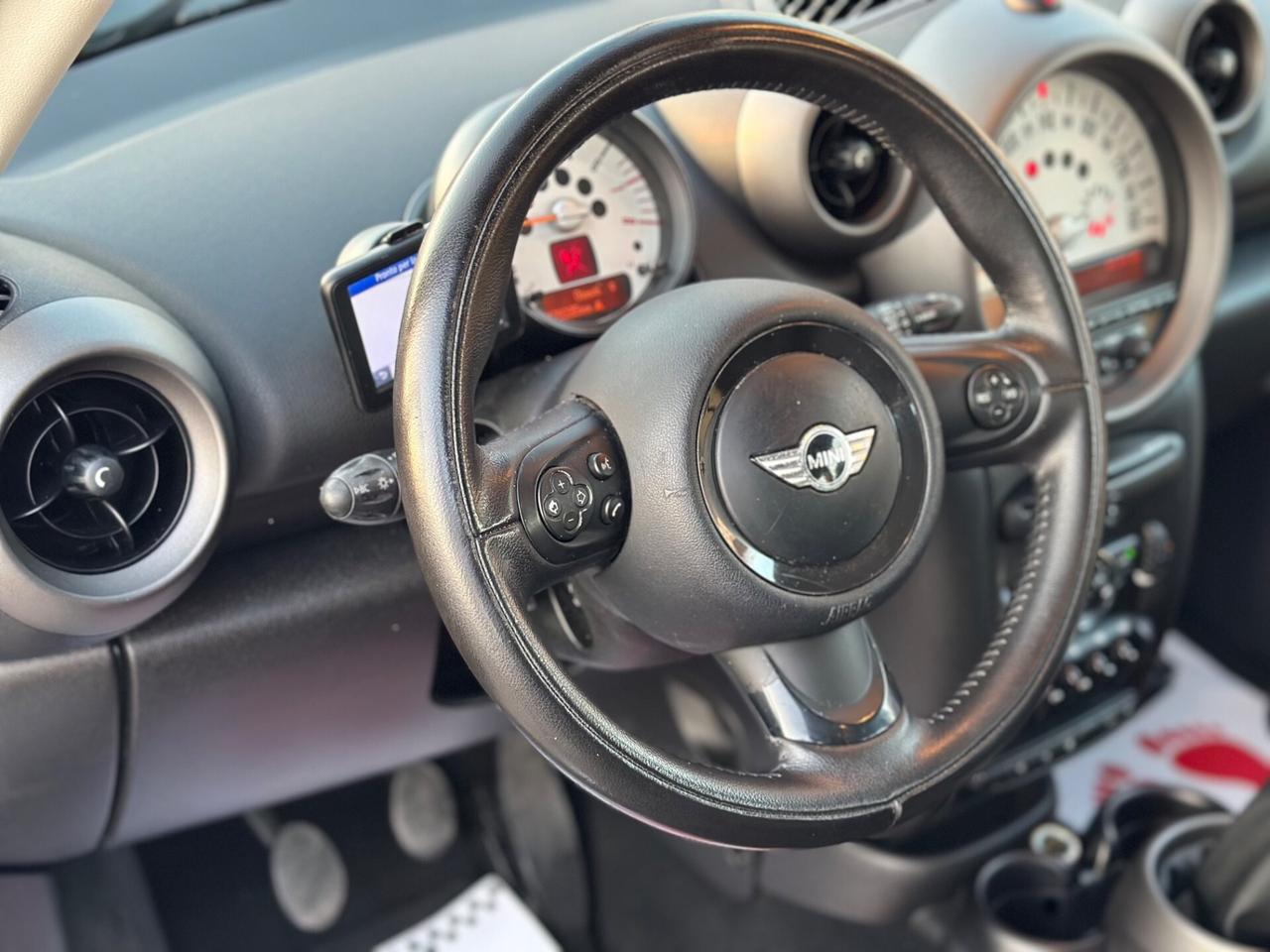 Mini Countryman 2011 1.6 122CV Cooper Benzina DA V