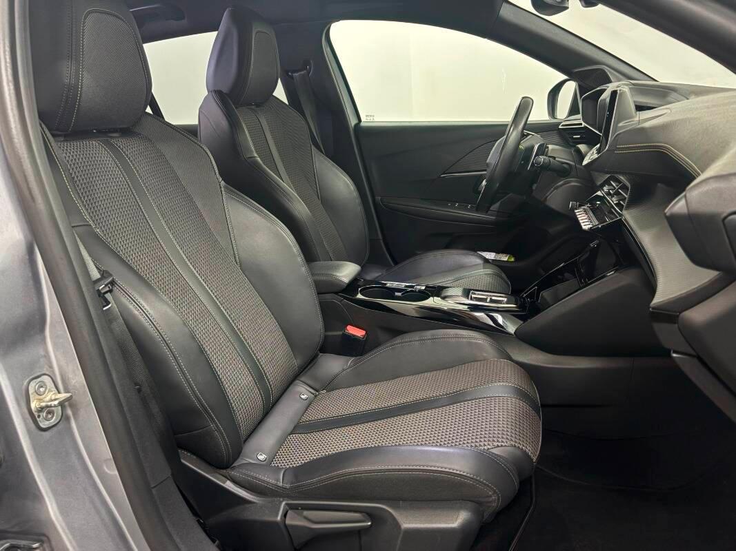 Peugeot 208 1.2 puretech GT Pack s&s 130cv eat8