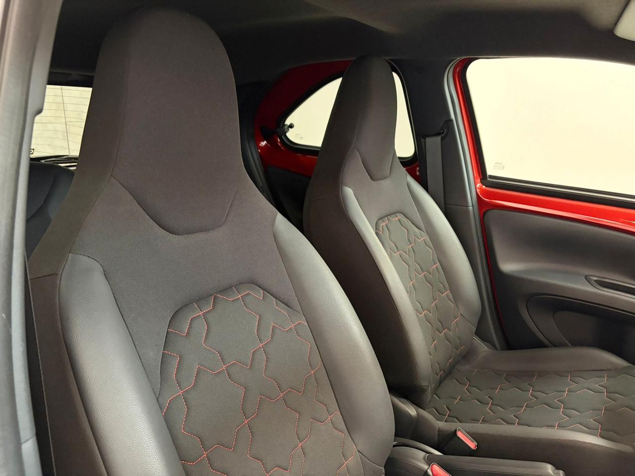 Toyota Aygo X 1.0 Lounge 72cv s-cvt