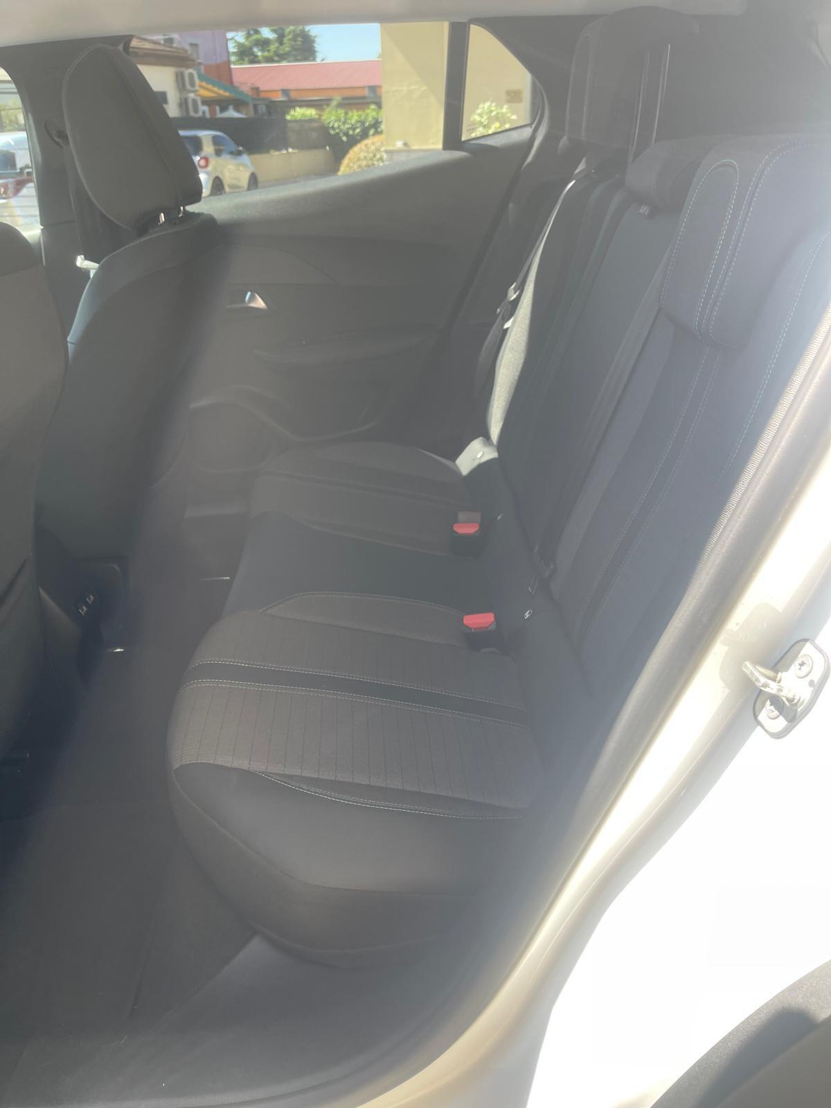 Peugeot 2008 BlueHDi 110 S&S Allure Pack