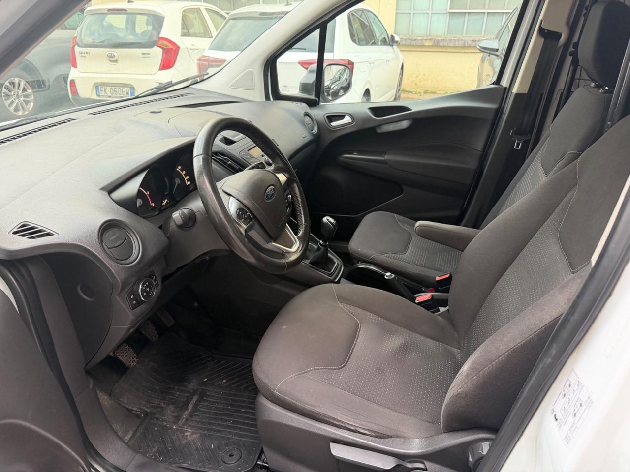 Ford courier transit 2018