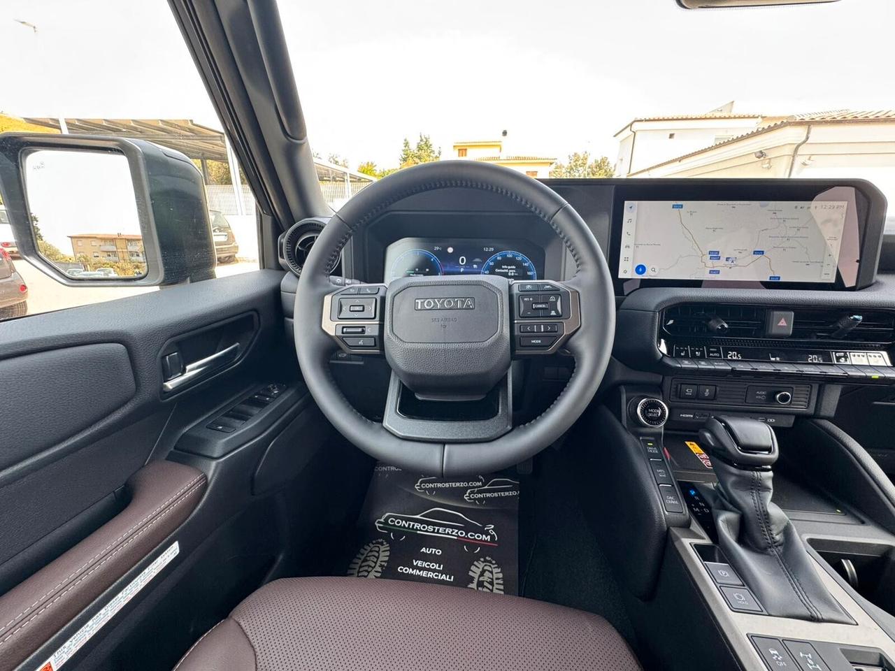 TOYOTA LAND CRUISER 7 POSTI - KM ZERO