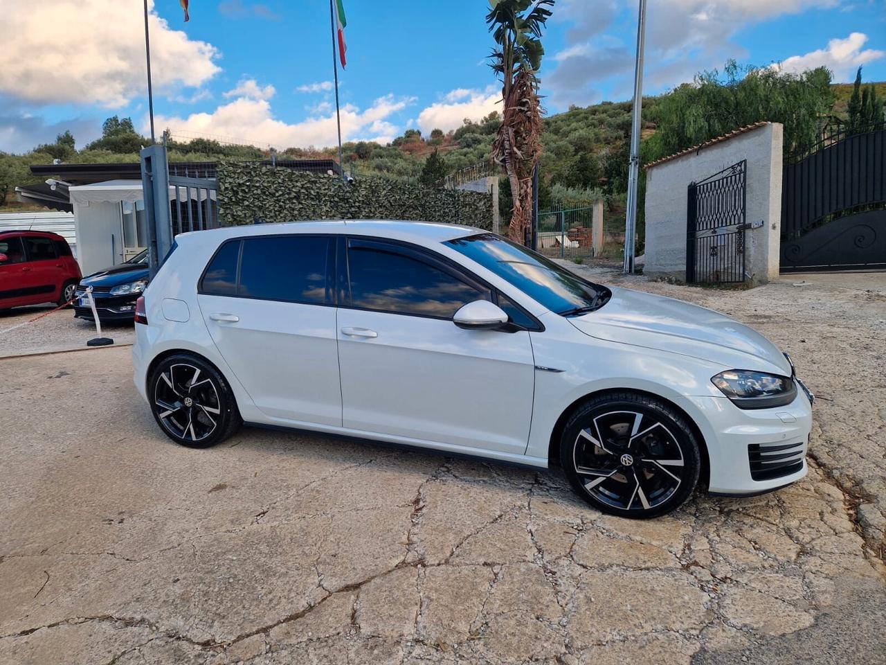 Volkswagen Golf 7..5 GTD 2.0 TDI 184cv