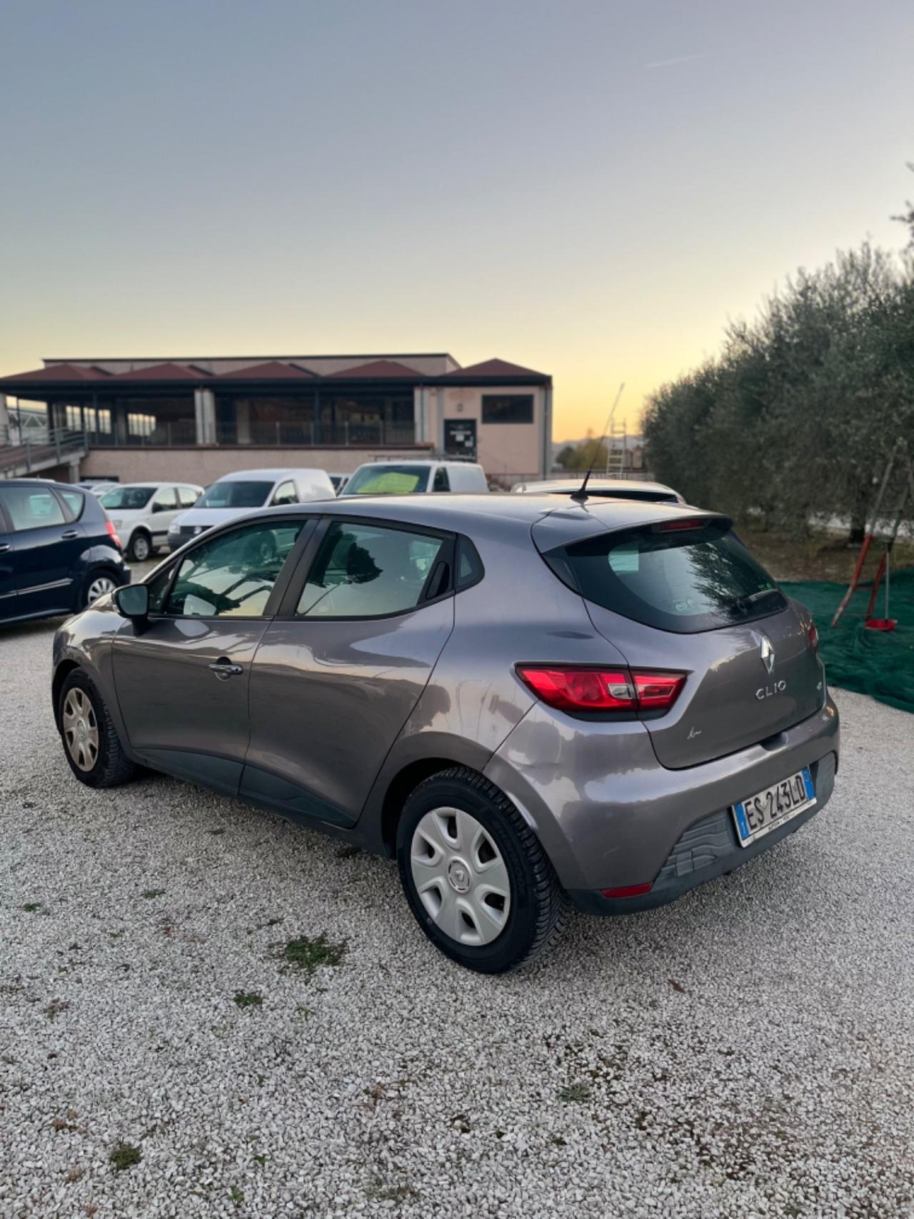 Renault Clio 1.5 Diesel PERFETTA SI NEOPATENTATI