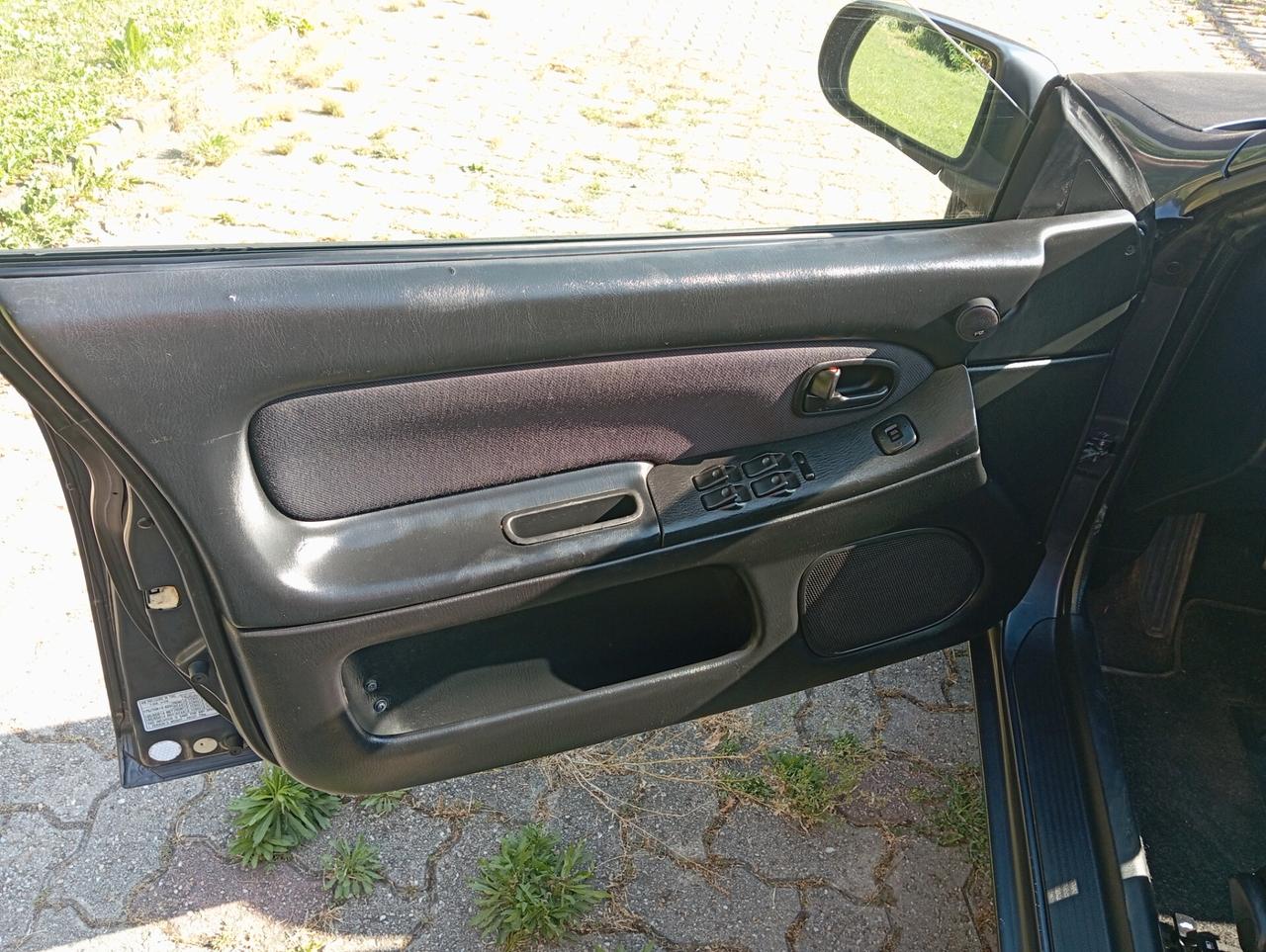 Mazda 323 F Lantis 2.0i V6 24V GT 144 CV ASI