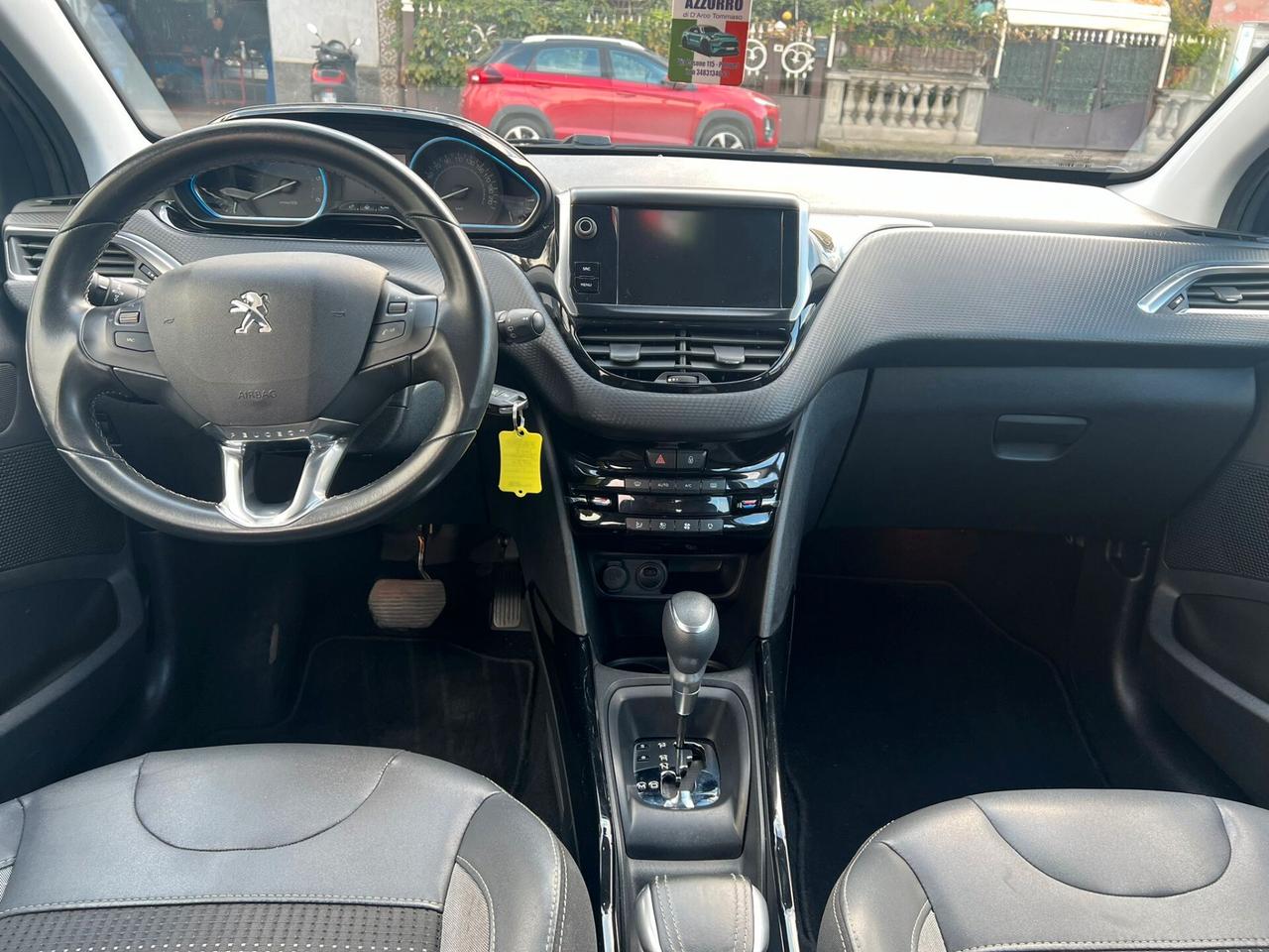 Peugeot 2008 BlueHDi 120 EAT6 S&S Allure