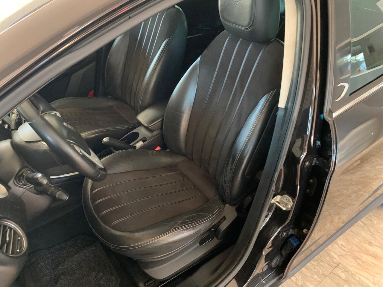 Lancia Delta 1.6 MJT DPF Gold