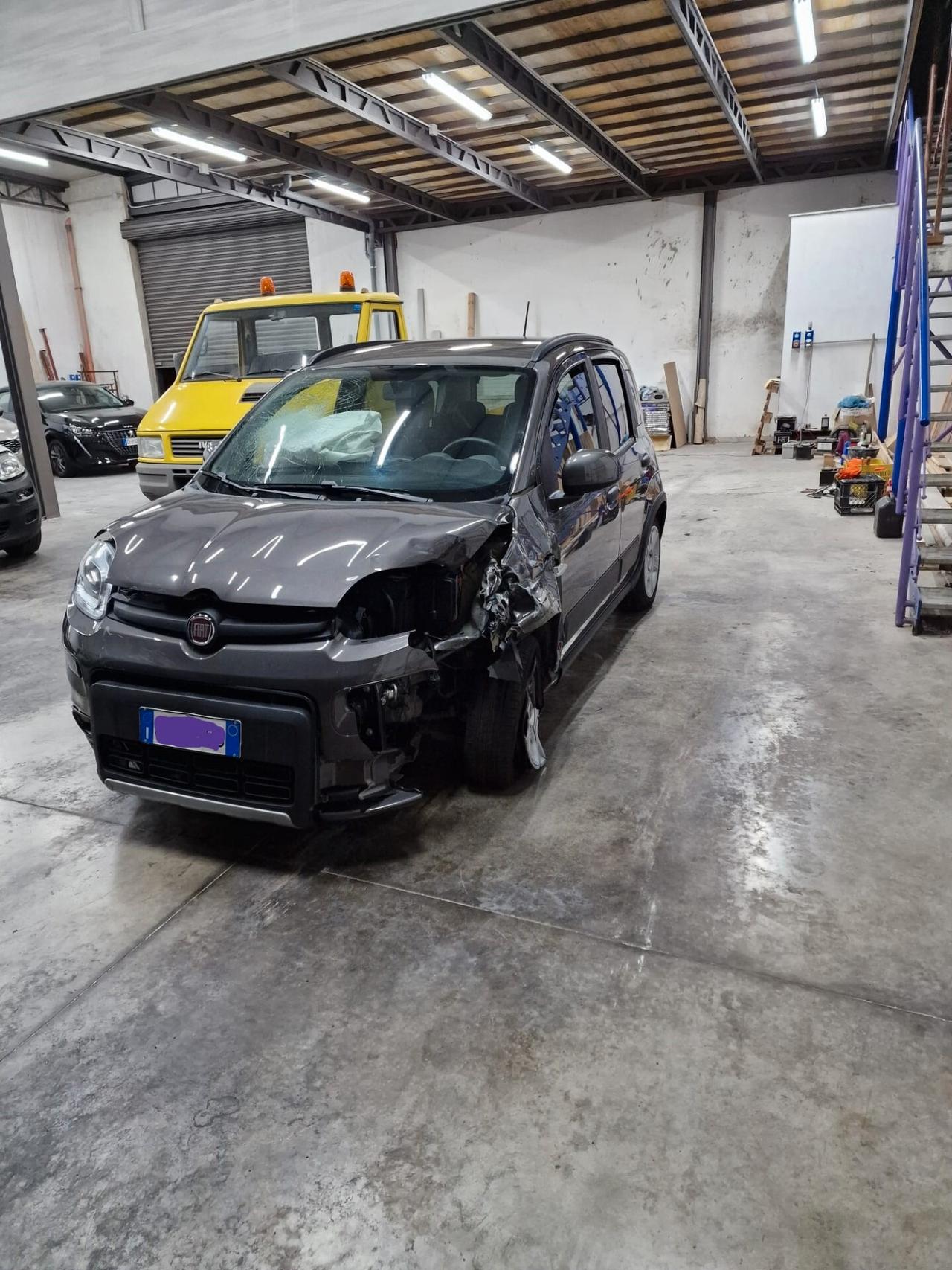 Fiat Panda Fiat Panda1.0 FireFly S&S Hybrid City Cross 70 Cavalli * Ibrida - Elettrica - Benzina *