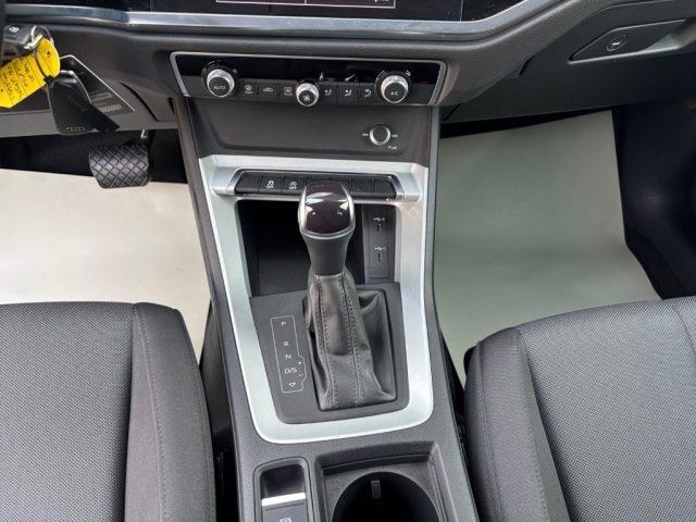 AUDI Q3 35 TDI S tronic S line edition