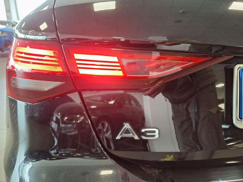 Audi A3 Sportback 30 g-tron S tronic Business Advanced