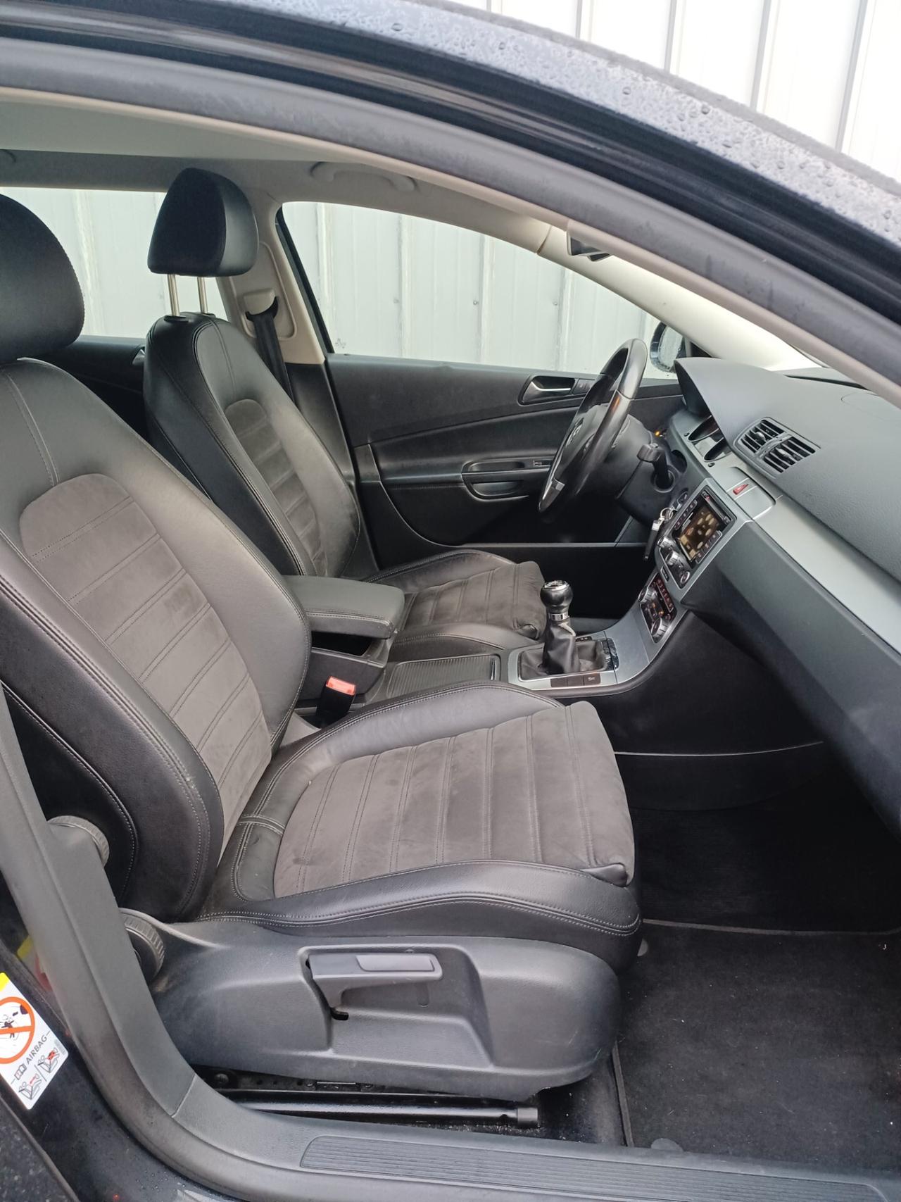 Volkswagen Passat 2.0 TDI DPF Var. Comfortline