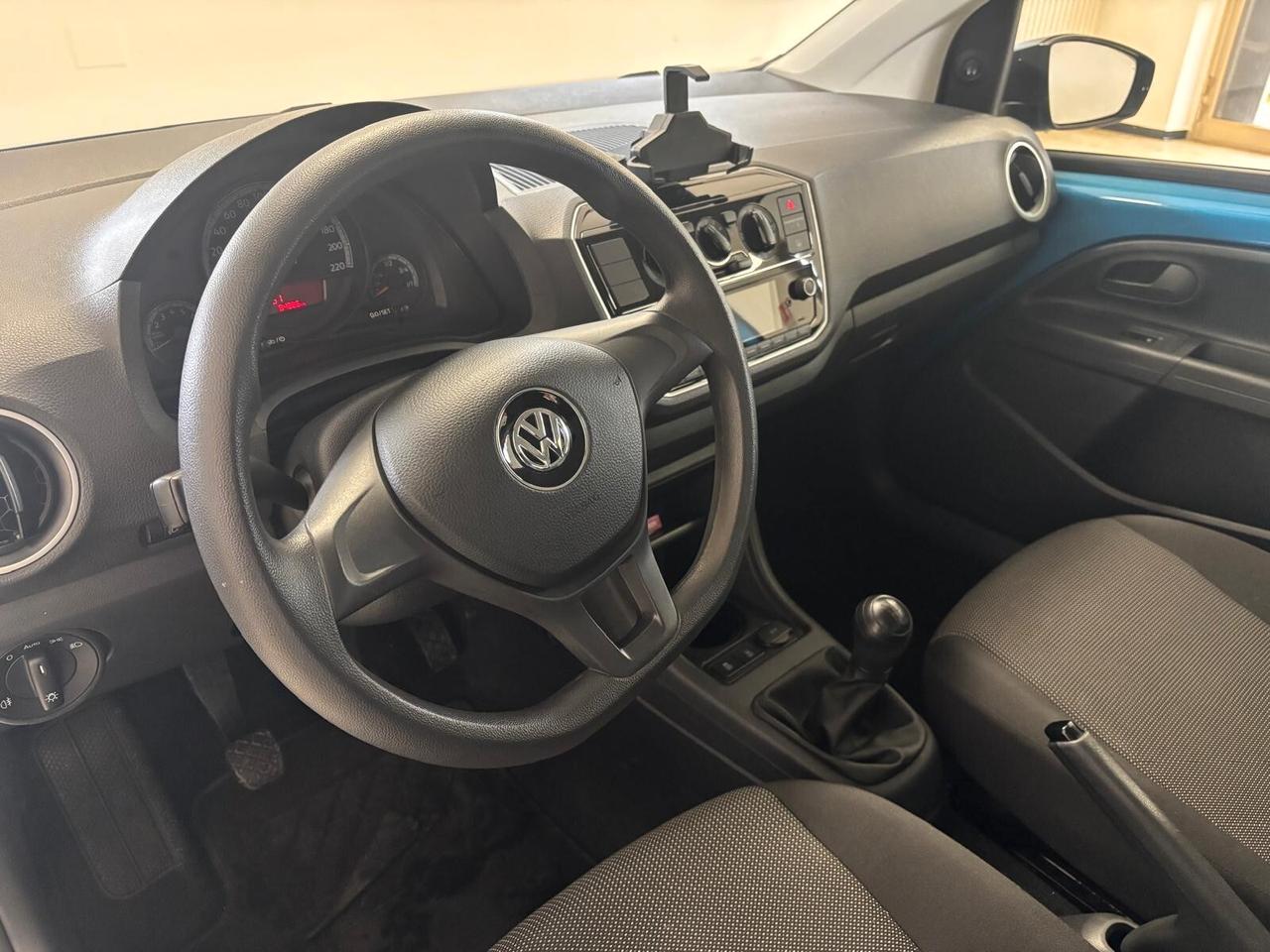 VOLKSWAGEN UP ANNO 2017 BZ 1.0 ADATTA NEOPATENTATI KM 84 MILA