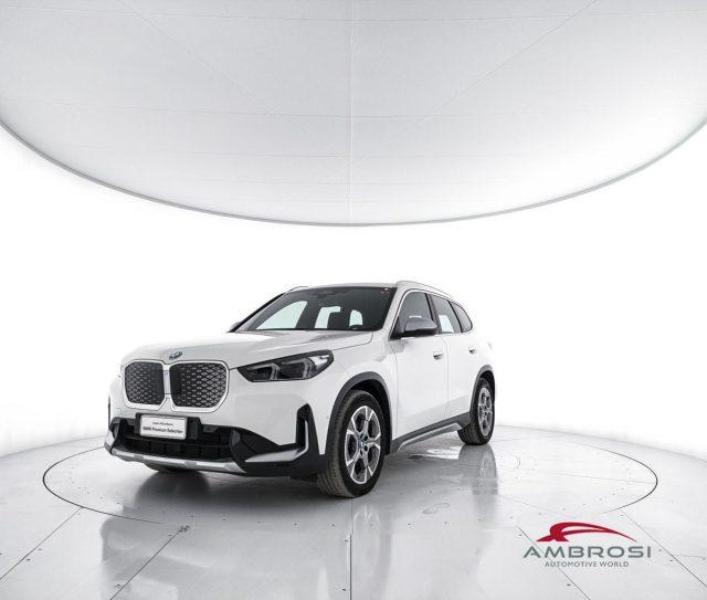BMW X1 iX1 edrive 20 X-Line