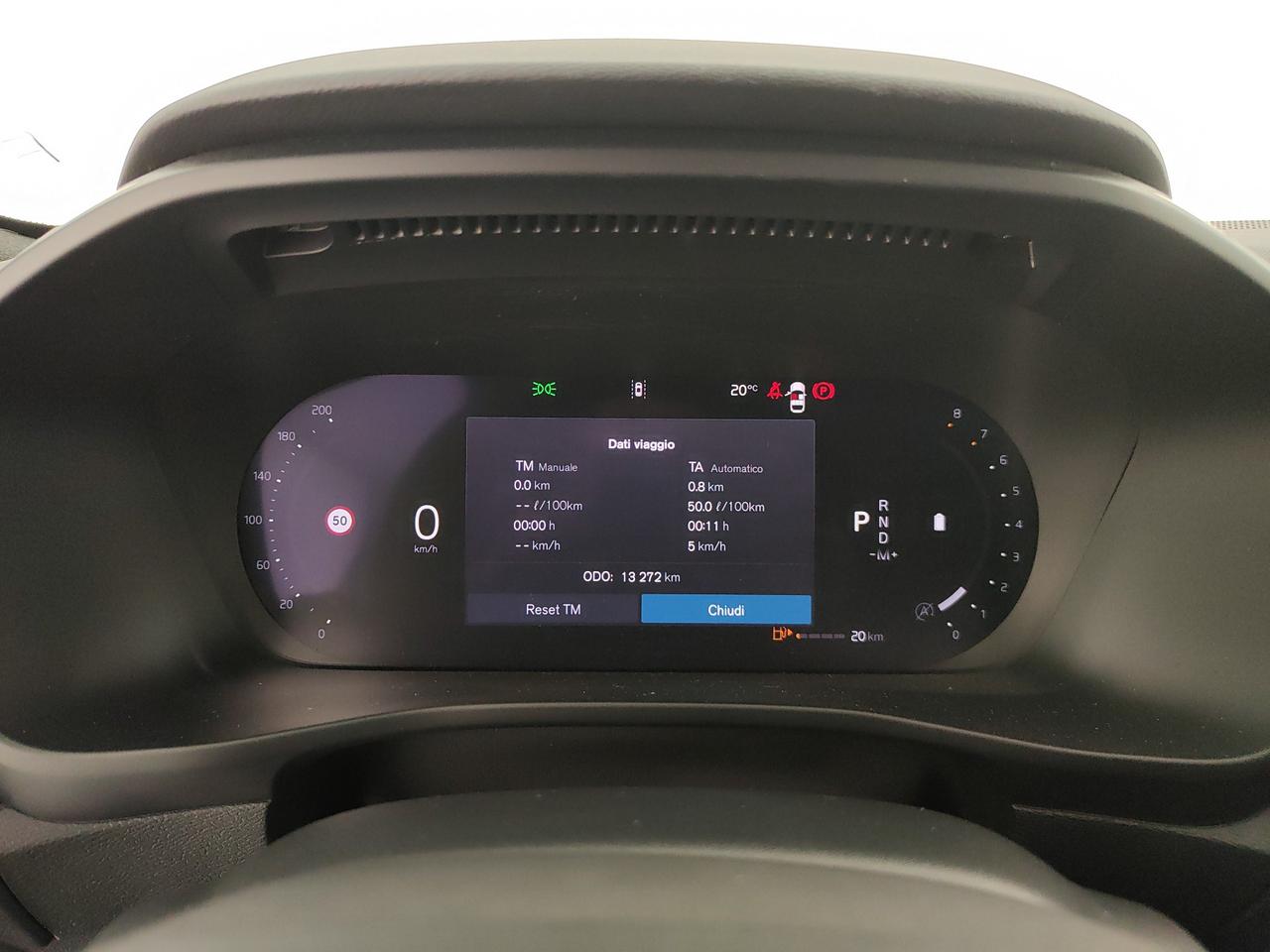 VOLVO XC40 2.0 b3 Ultimate Dark auto
