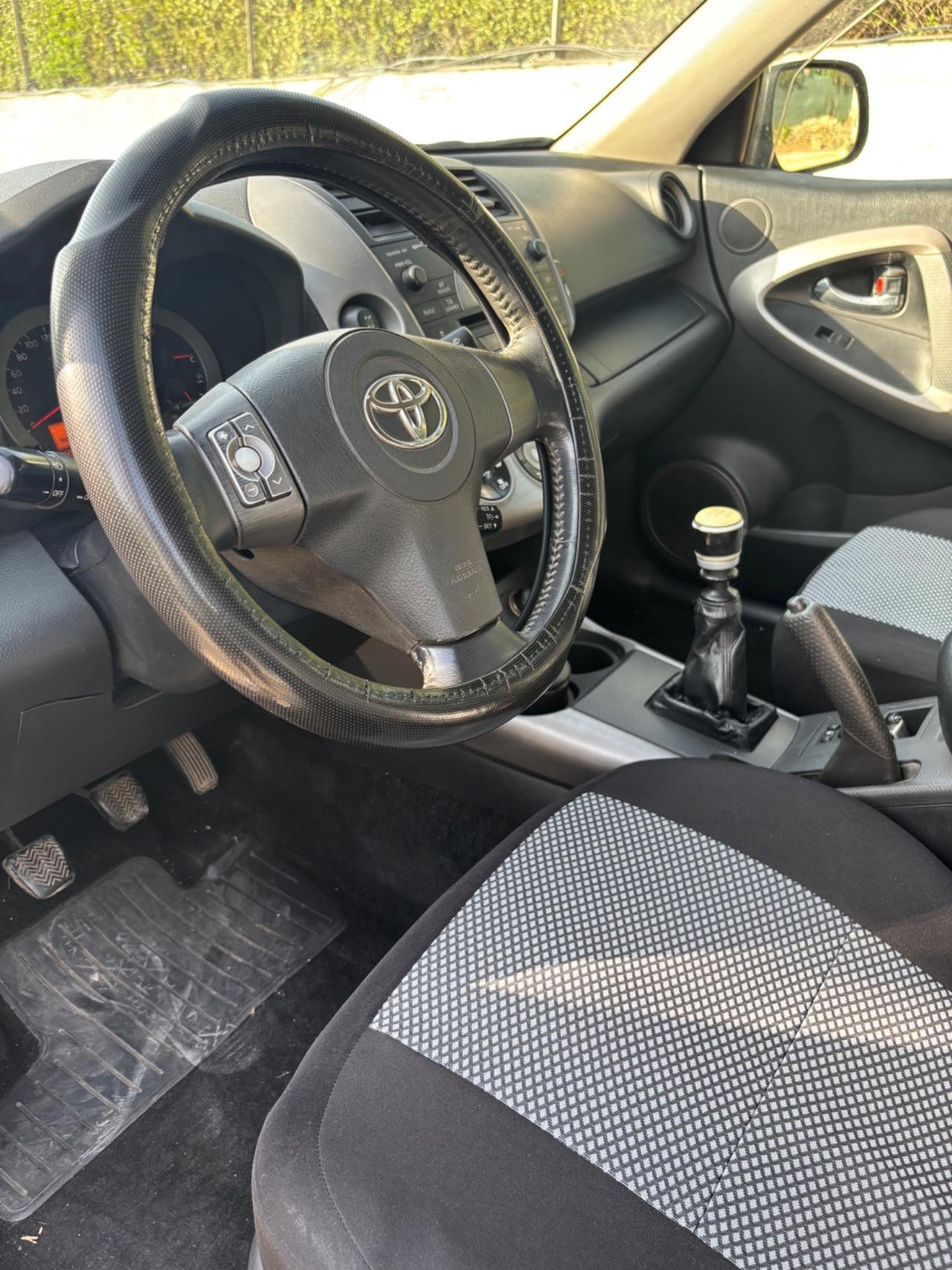 Toyota RAV 4 RAV4 2.2 D-4D 136 CV DPF Luxury