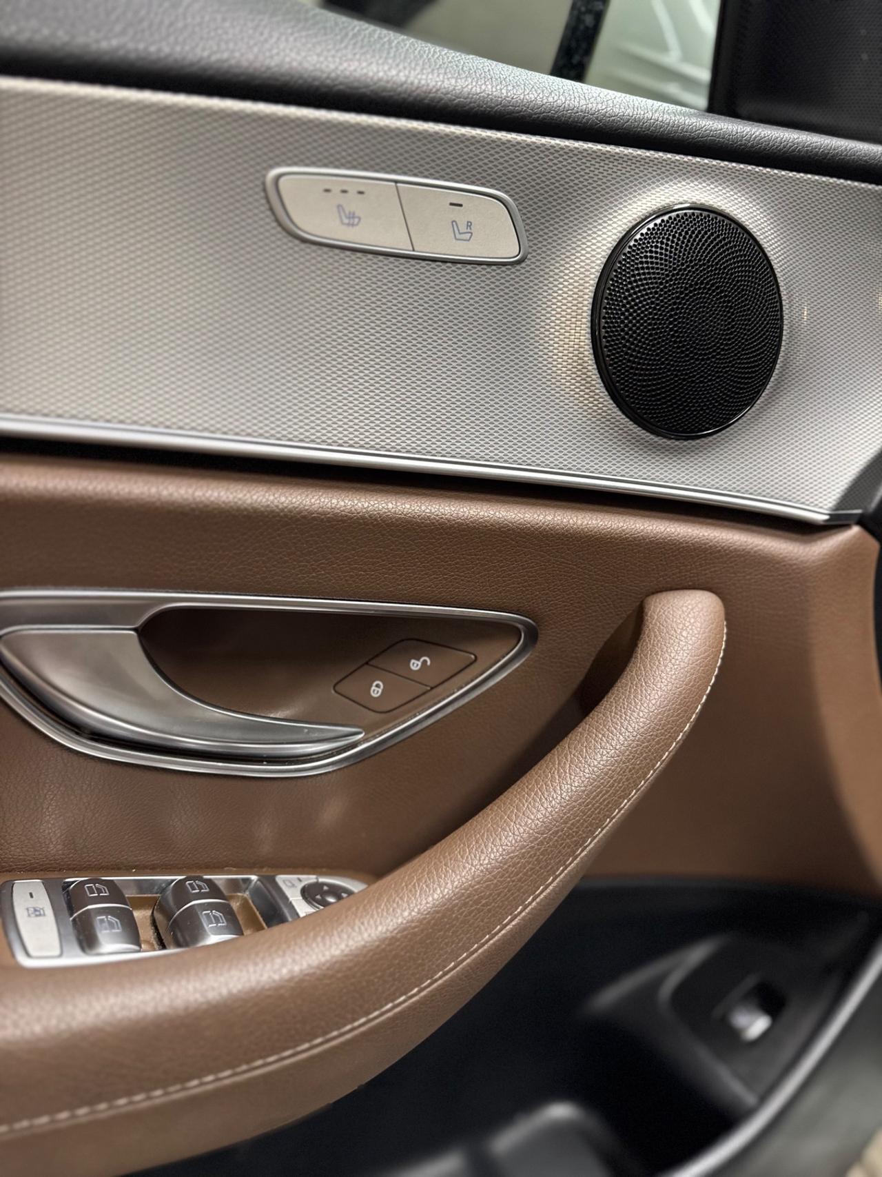 Mercedes-benz E 220 d Auto Premium Plus