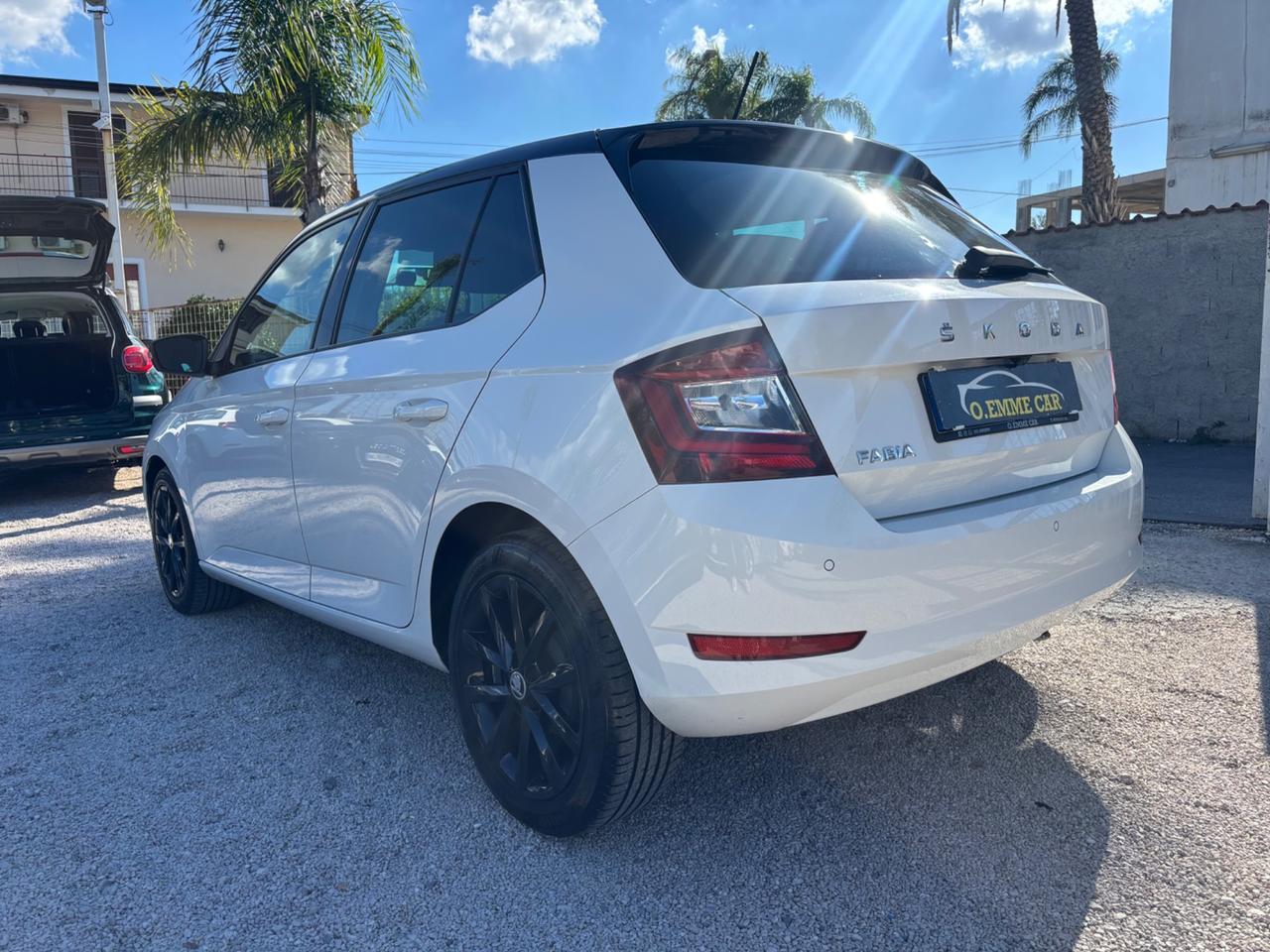SKODA FABIA 1.0 60CV 50.000KM FULL OPTIONAL