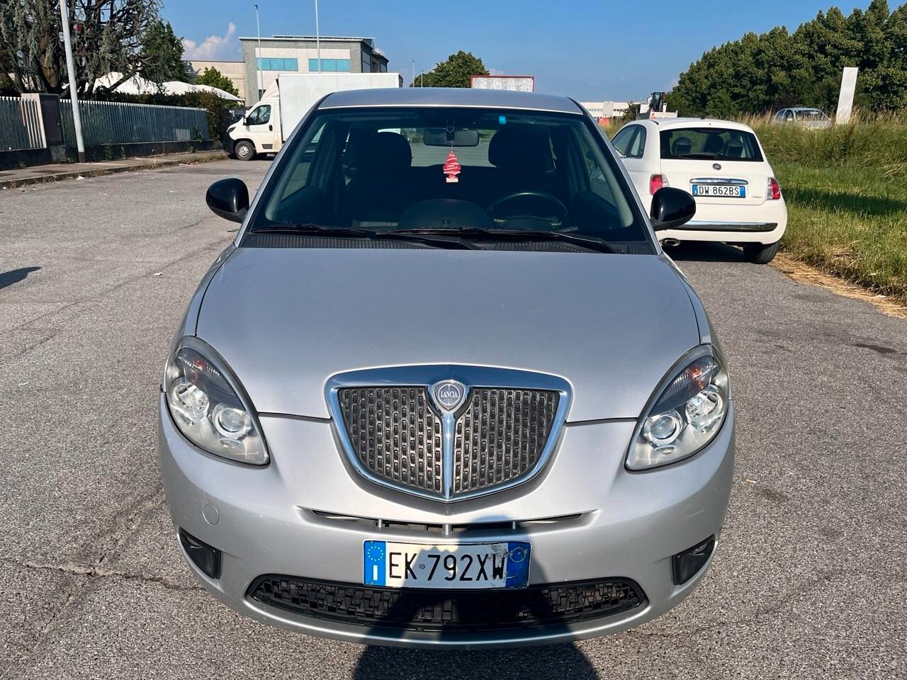 Lancia Ypsilon 1.4 Ecochic GPL