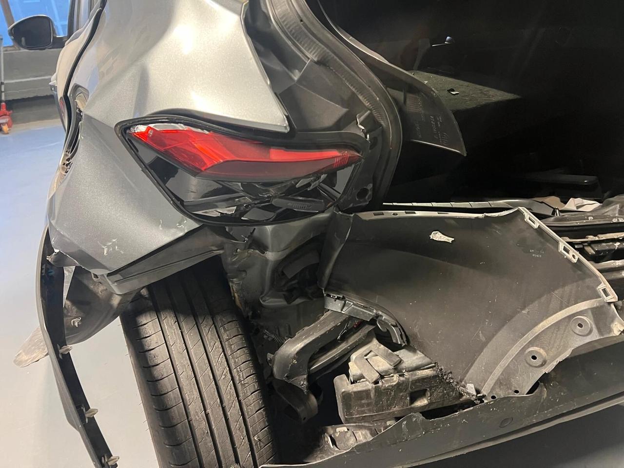 Jeep Avenger 1.2 Turbo 100 CV Summit