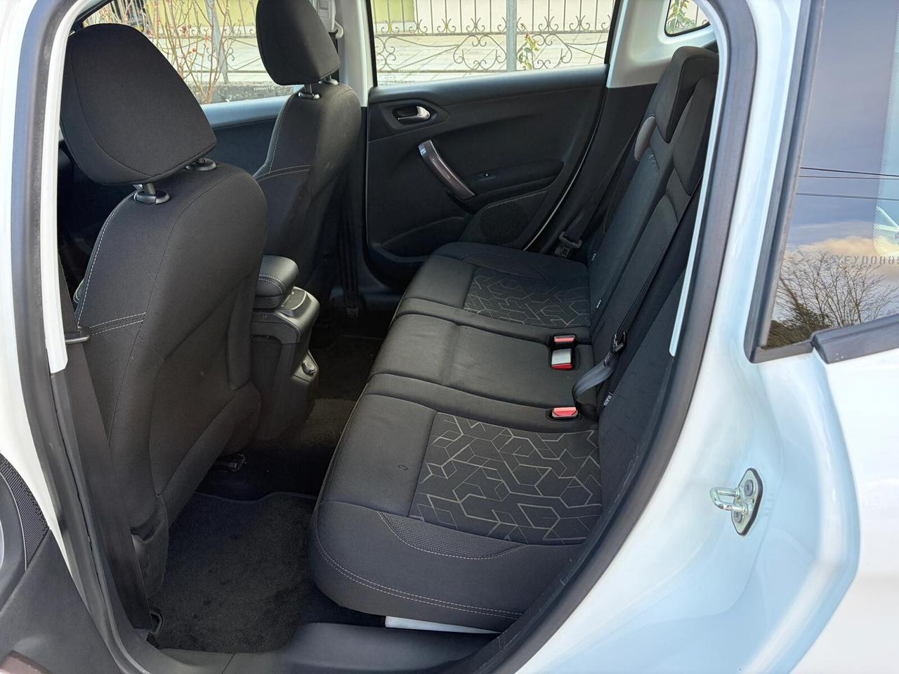 Peugeot 2008 1.4 HDi 68CV Access