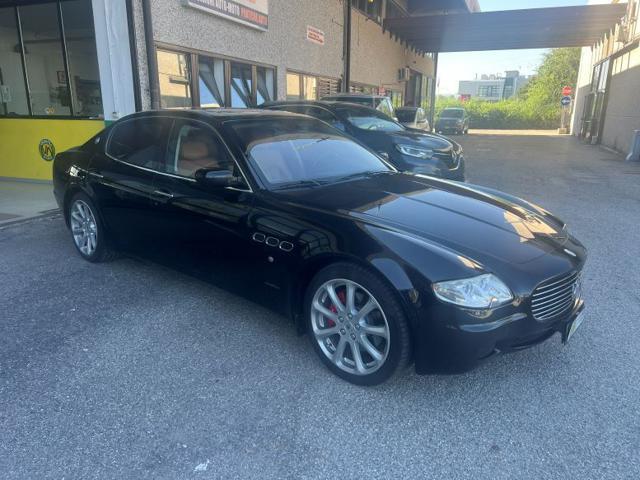 MASERATI Quattroporte 4.2 V8