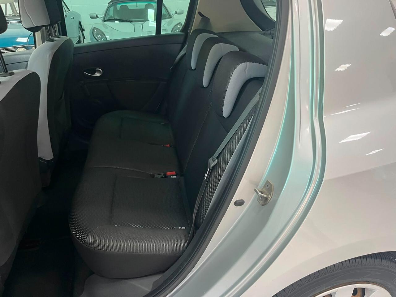 Renault Clio 5p 1.2 16v Rip Curl