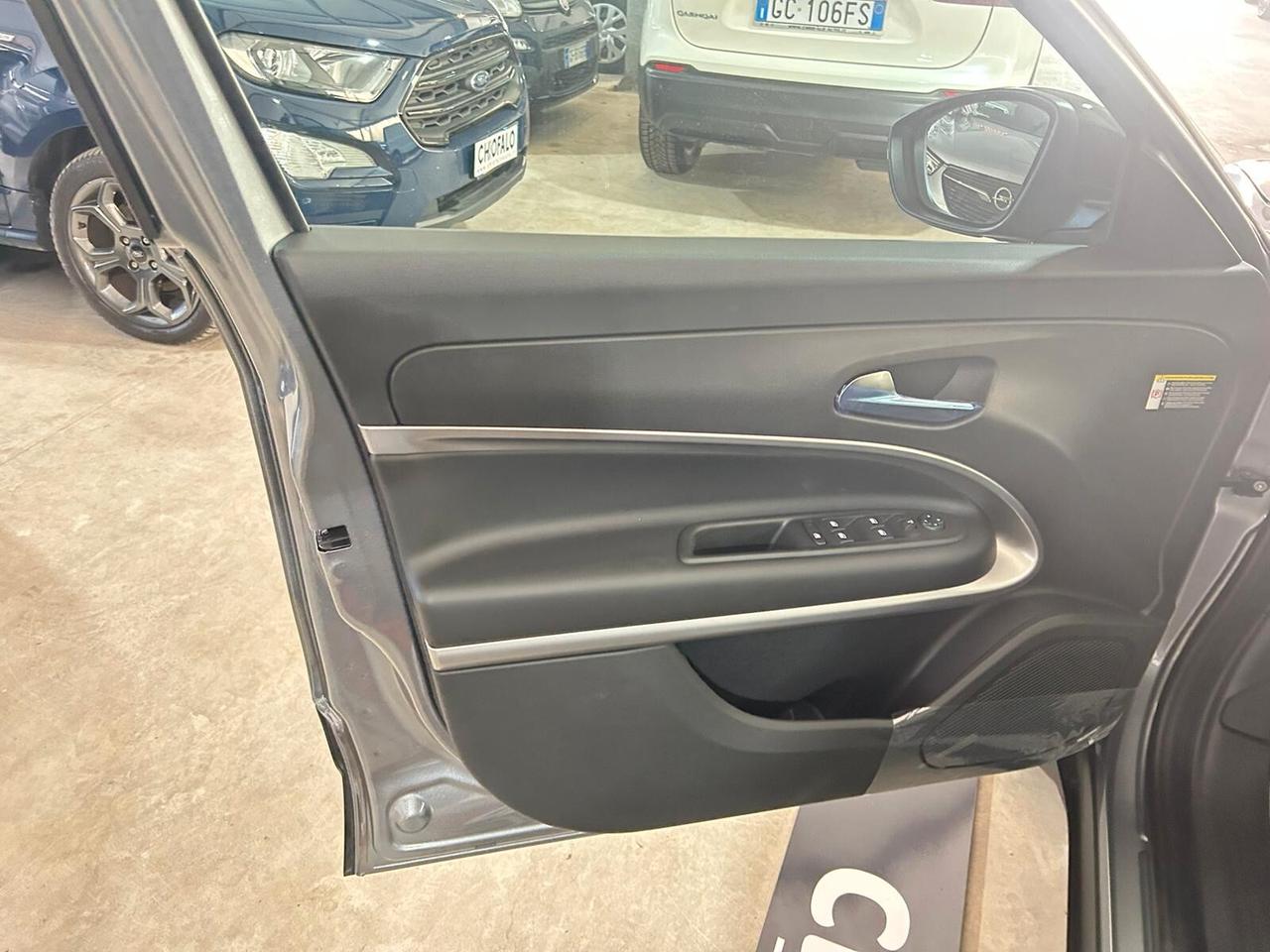 Jeep Avenger 1.2 Turbo 110 CV MHEV Summit