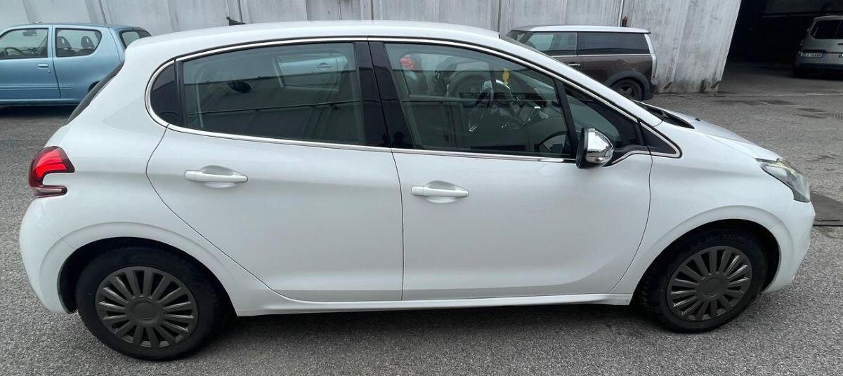 Peugeot 208 PureTech 82 5 porte Active