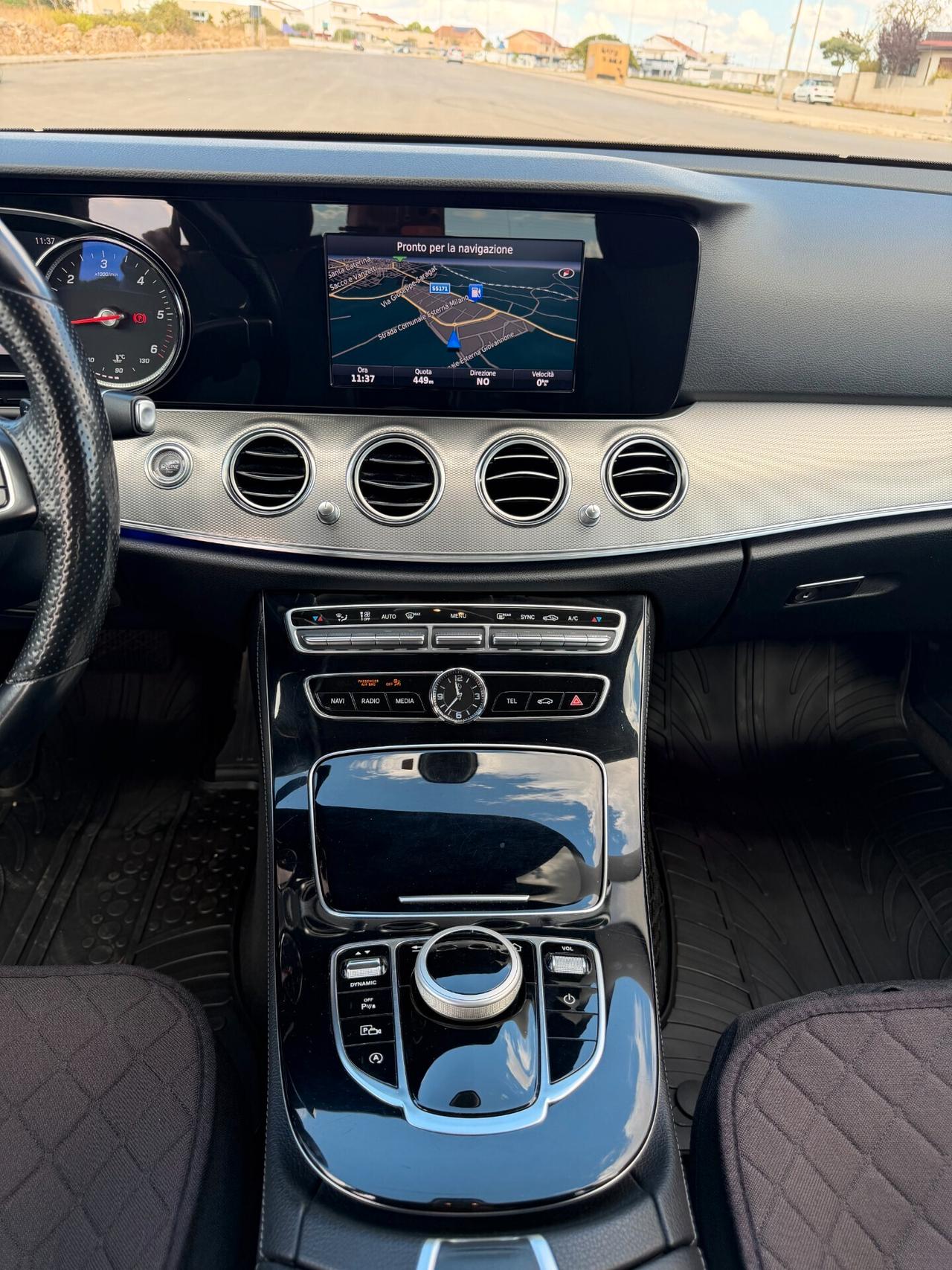Mercedes-benz E 220d 194cv Executive Led*Pelle*Navi