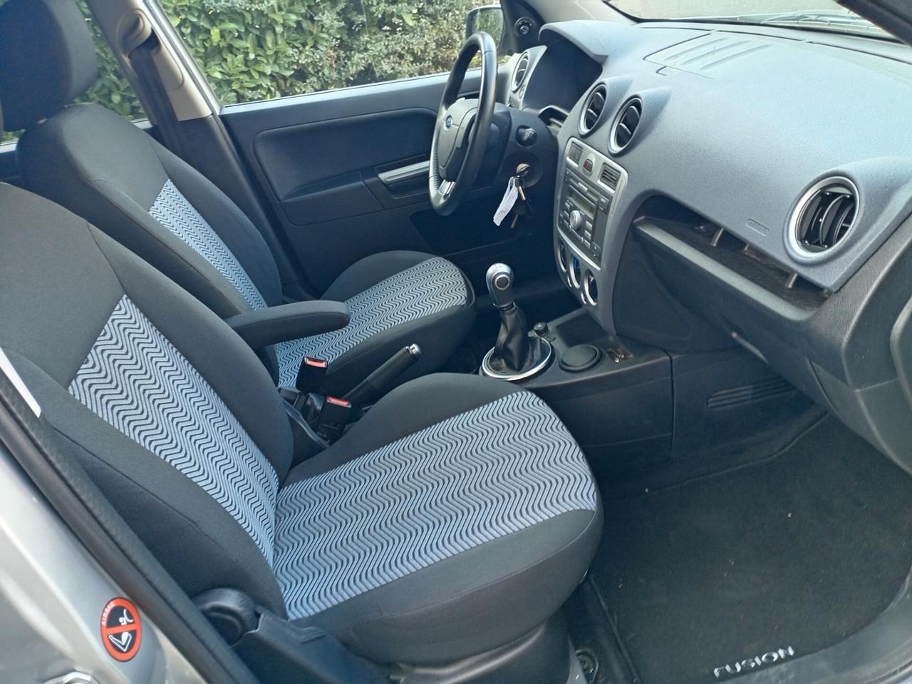 Ford Fusion 1.4 16V 5p. Titanium