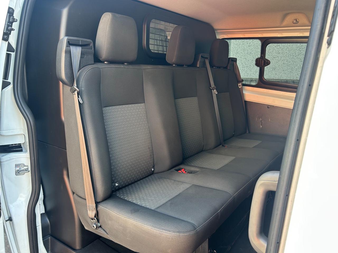 Ford Tourneo Custom Transit 300 2.0 TDCi 130 CV Titanium Doppia Cabina 6 Posti