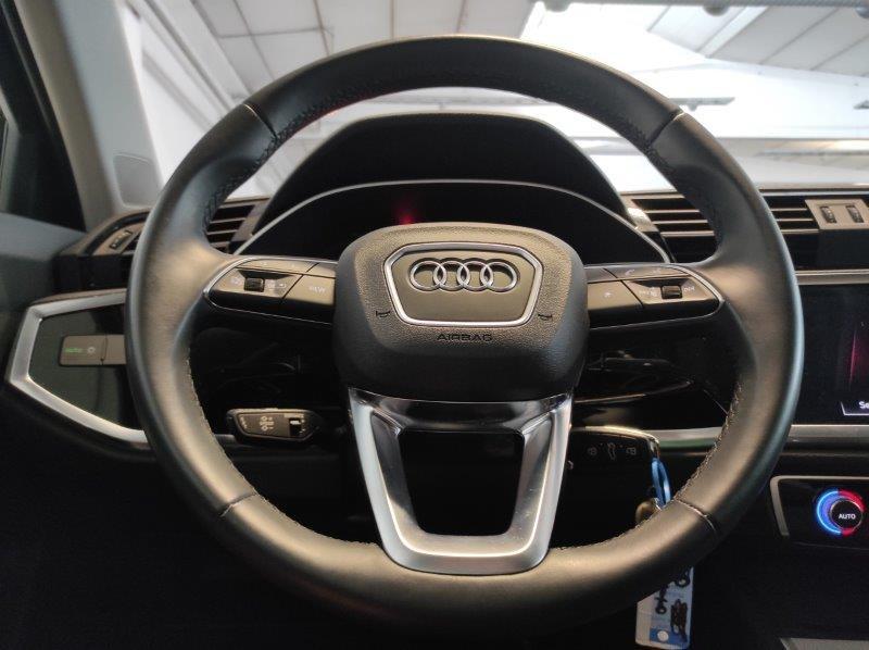 AUDI Q3 2ª serie - Q3 45 TFSI e S tronic Business