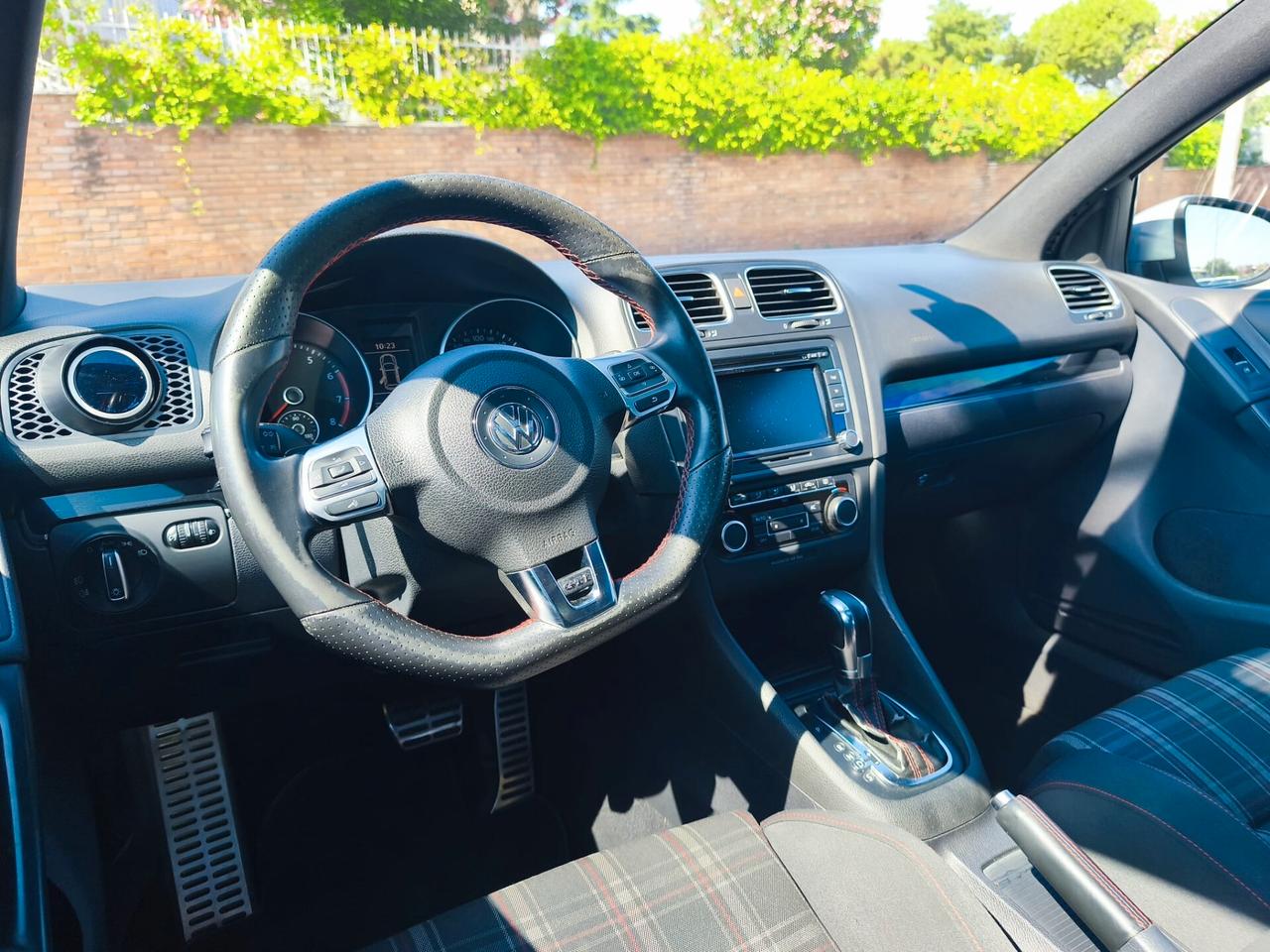 Volkswagen Golf GTI 2.0 TSI DSG 5p.