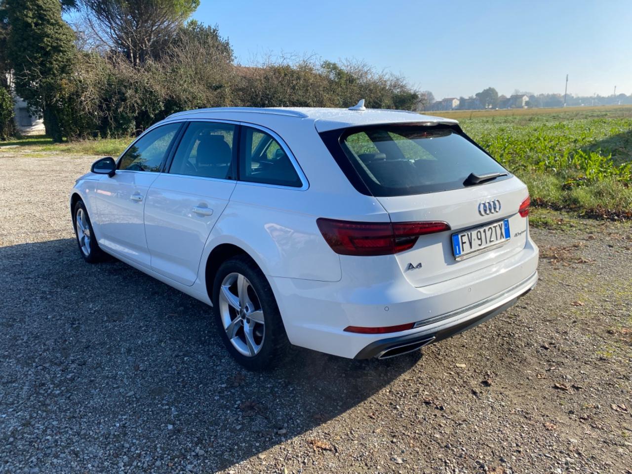 Audi A4 Avant 40 g-tron S tronic Business Sport