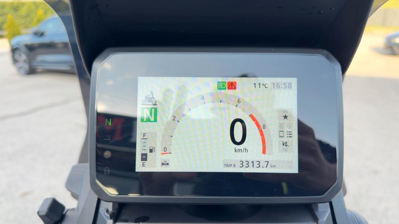 Honda X-ADV 750/PRONTA CONSEGNA/DEPOTENZATA PER PATENTE A2/UFFICIALE/GARANZIA CASA MADRE/