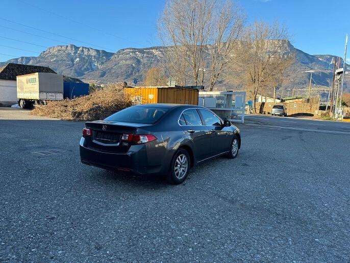 Honda Accord 2.2 i-DTEC Executive Advance DPF