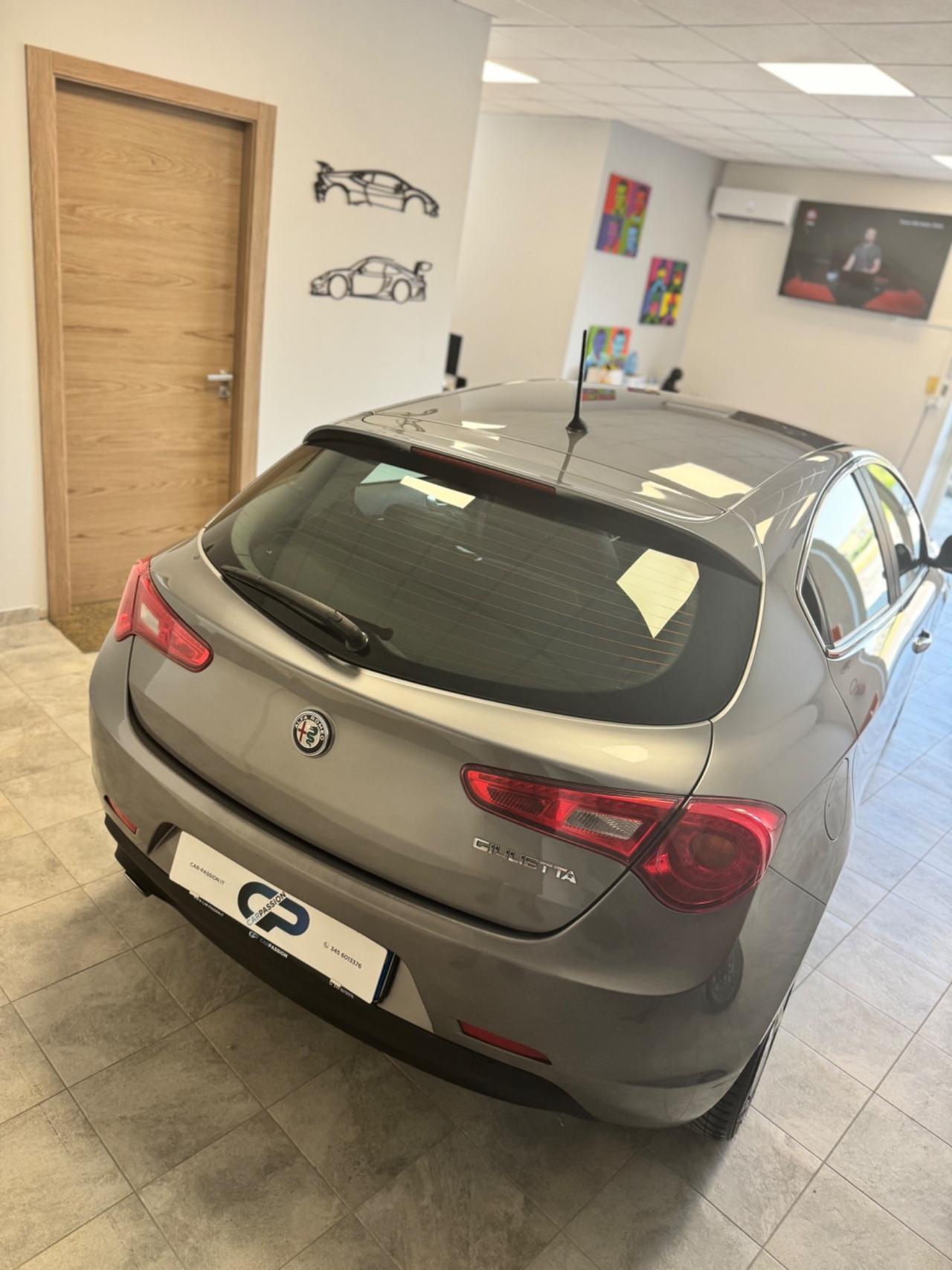 Alfa Romeo Giulietta 1.6 JTDm-2 120 CV Distinctive