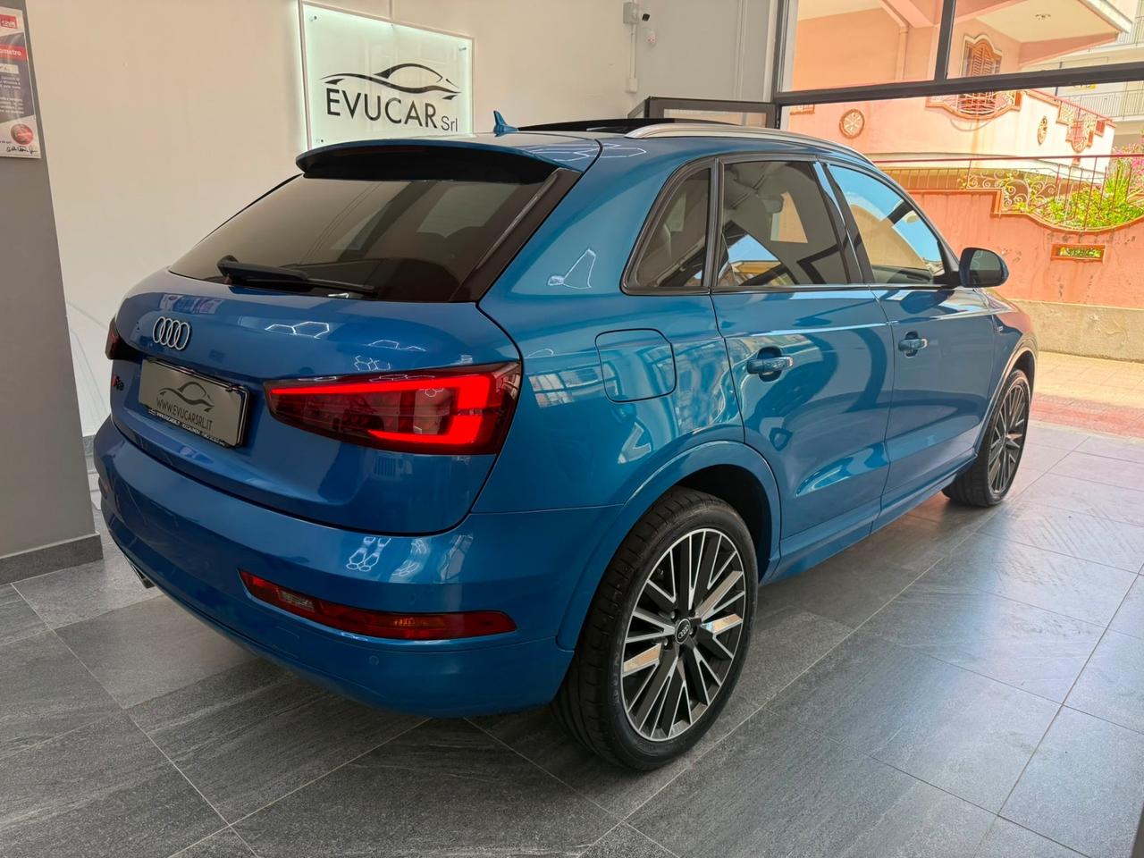 Audi Q3 2.0 TDI 150 CV Sline Edition TETTO