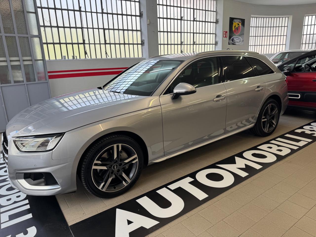 Audi A4 Avant 40 TDI S tronic Business Advanced