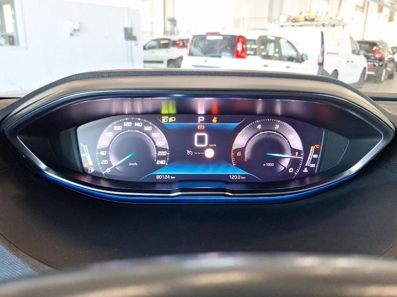 PEUGEOT 3008 BLUEHDI 130 EAT8 SES ALLURE SUV